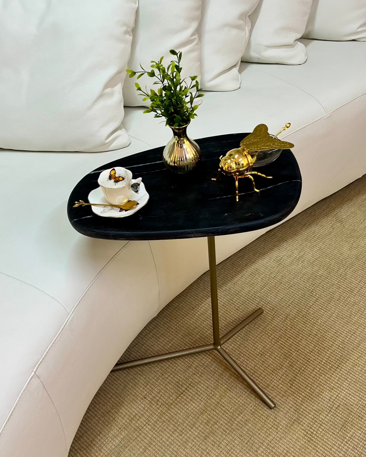 Mesa Flamingo Mármore Nero Striatto