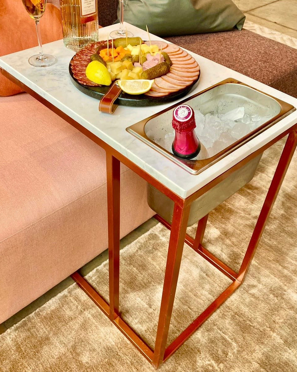 Mesa Gourmet - Mármore Calacatta - Base Rose