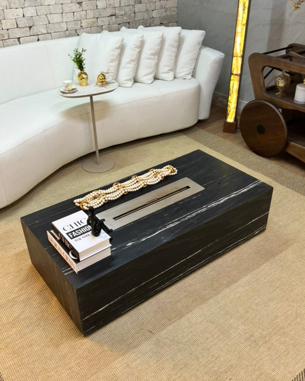 Mesa de Centro Vulcano com Lareira em Mármore Nero Striatto