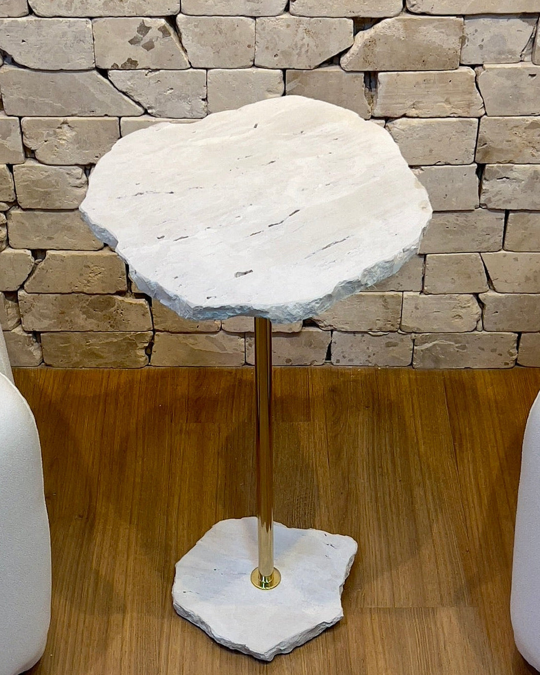 Mesa Orgânica Mármore Cappuccino
