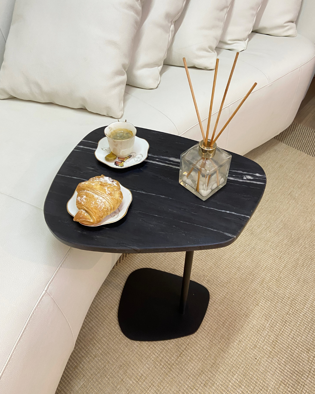 Mesa Concha Mármore Nero Striatto