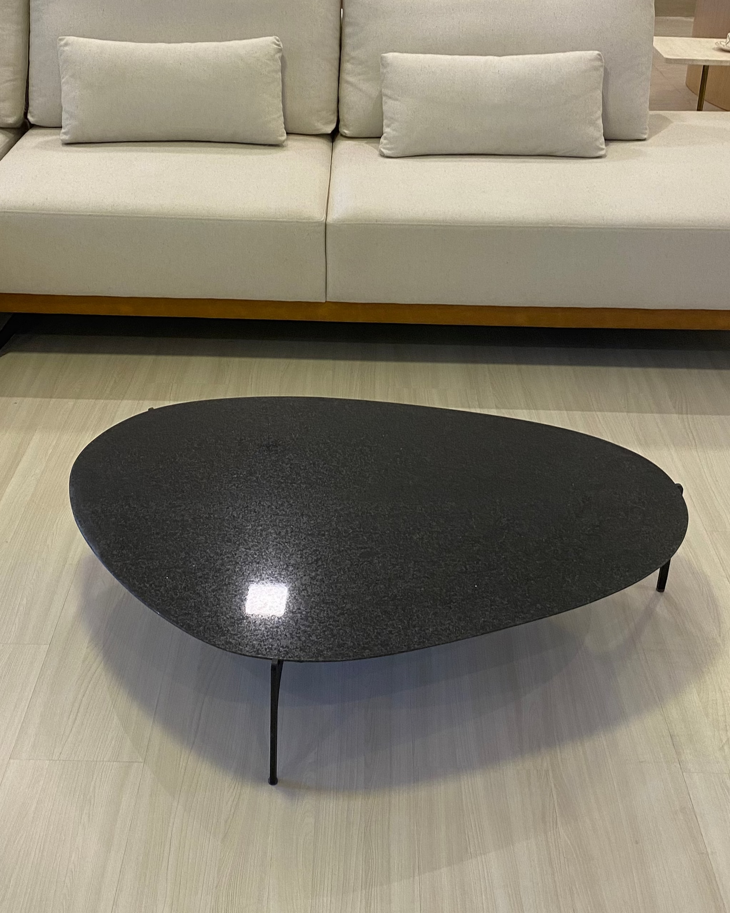 Mesa de Centro Versátille Granito Diamante Negro