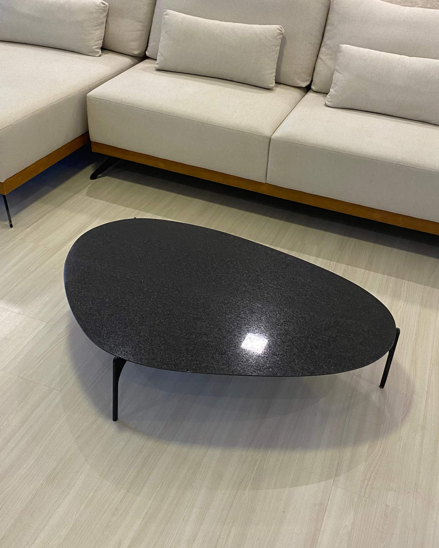 Mesa de Centro Versátille Granito Diamante Negro