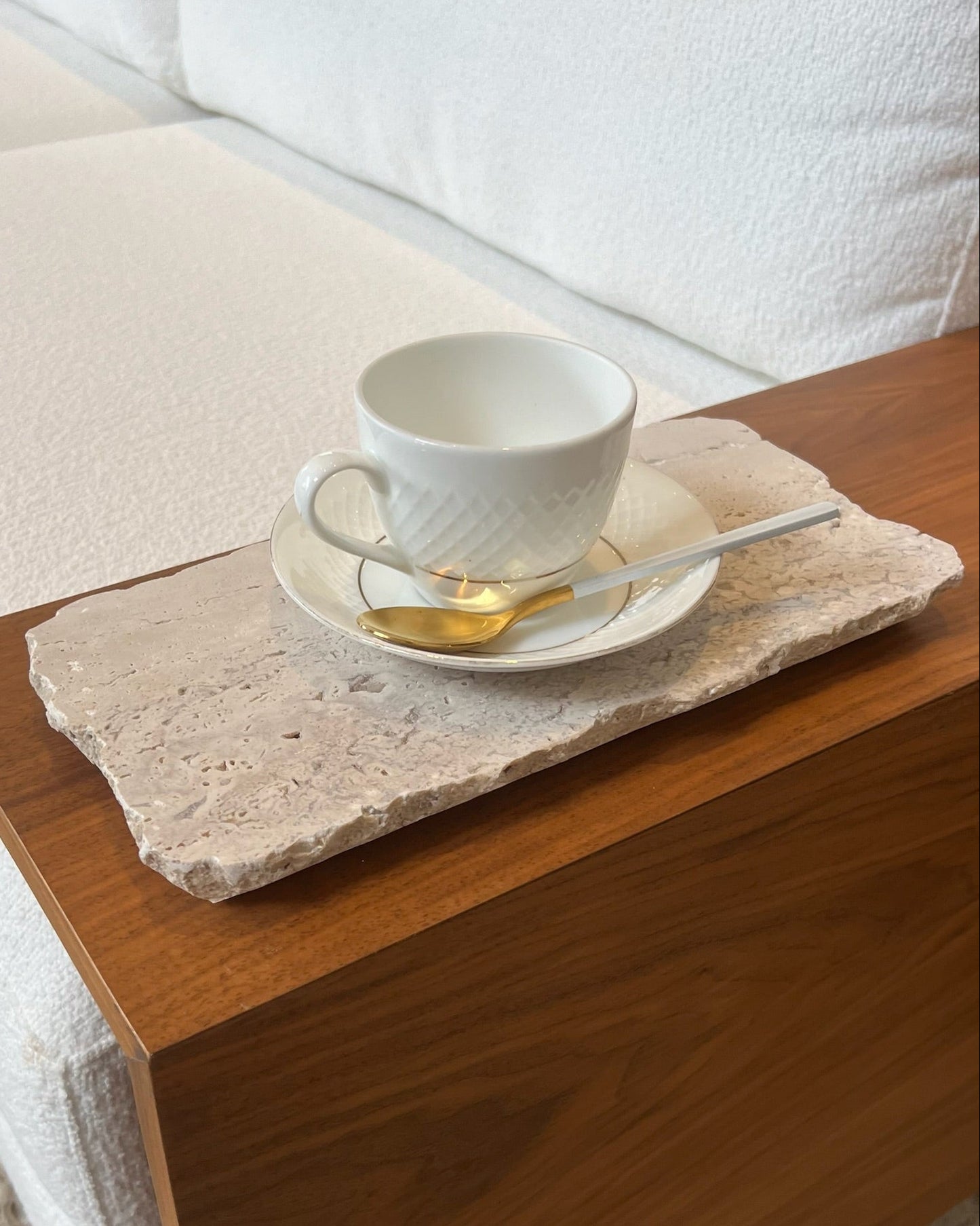 Bandeja Multifuncional Orgânica Mármore Travertino Romano