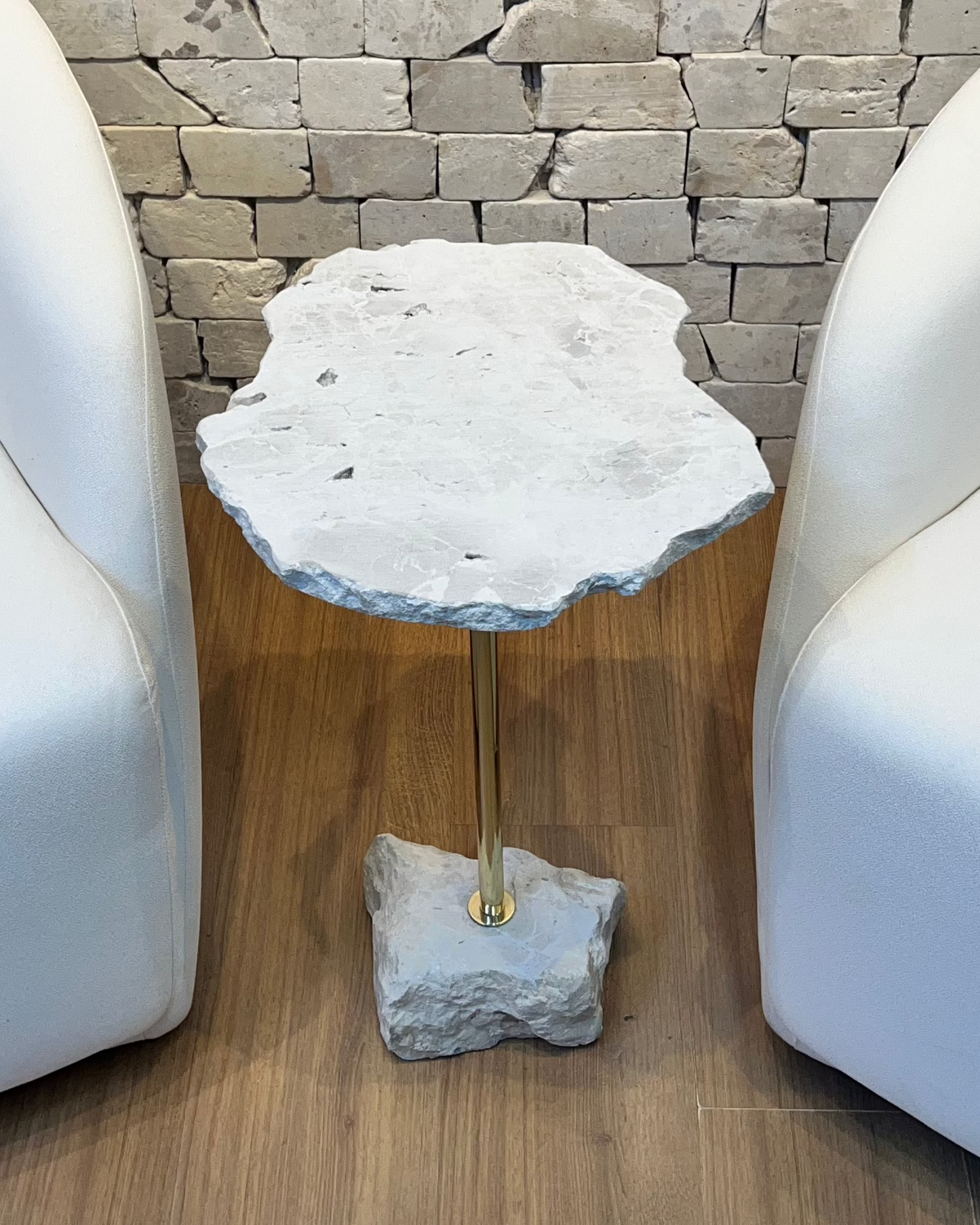 Mesa La Rocca Mármore Travertino Cappuccino