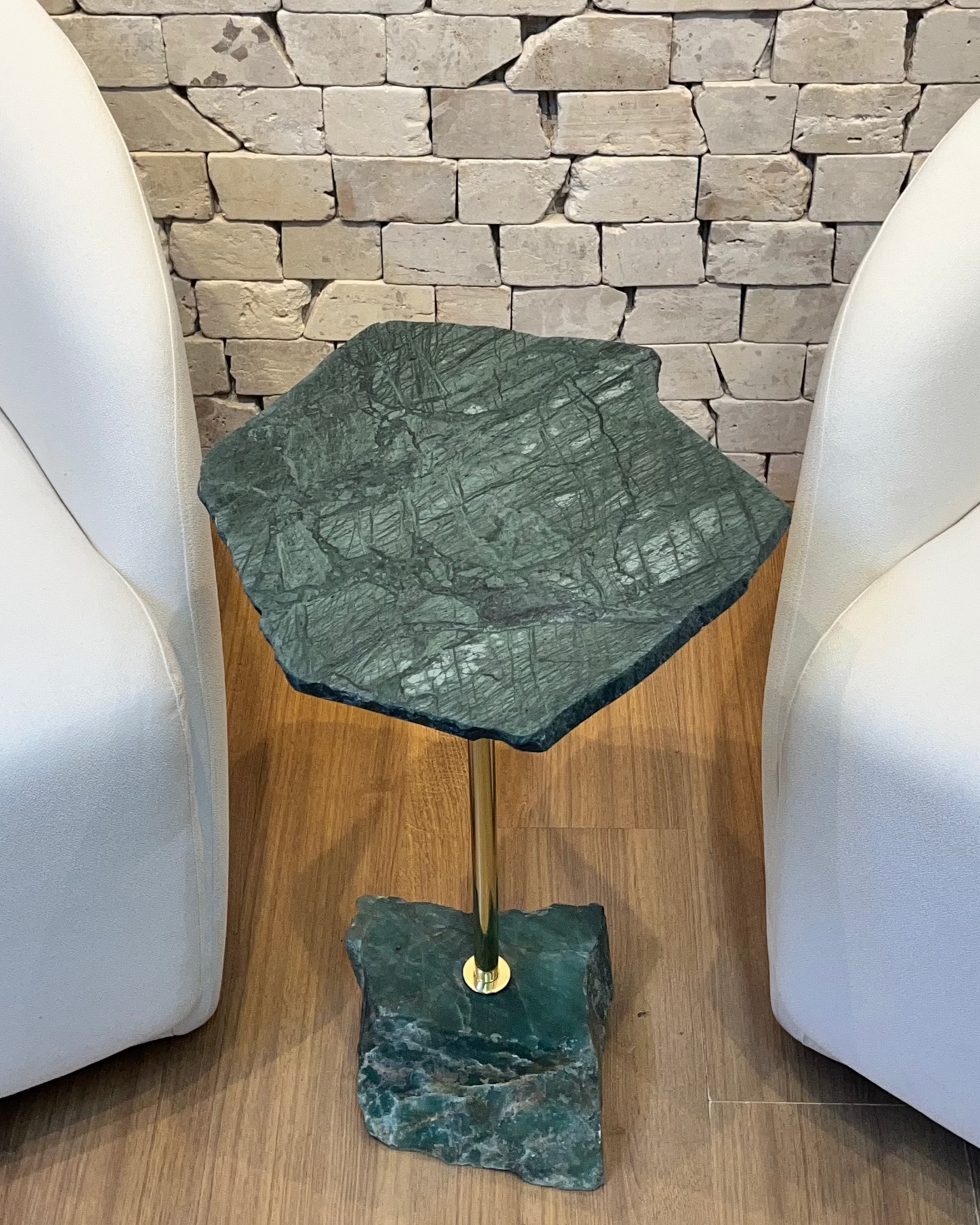 Mesa La Rocca Mármore Verde Guatemala