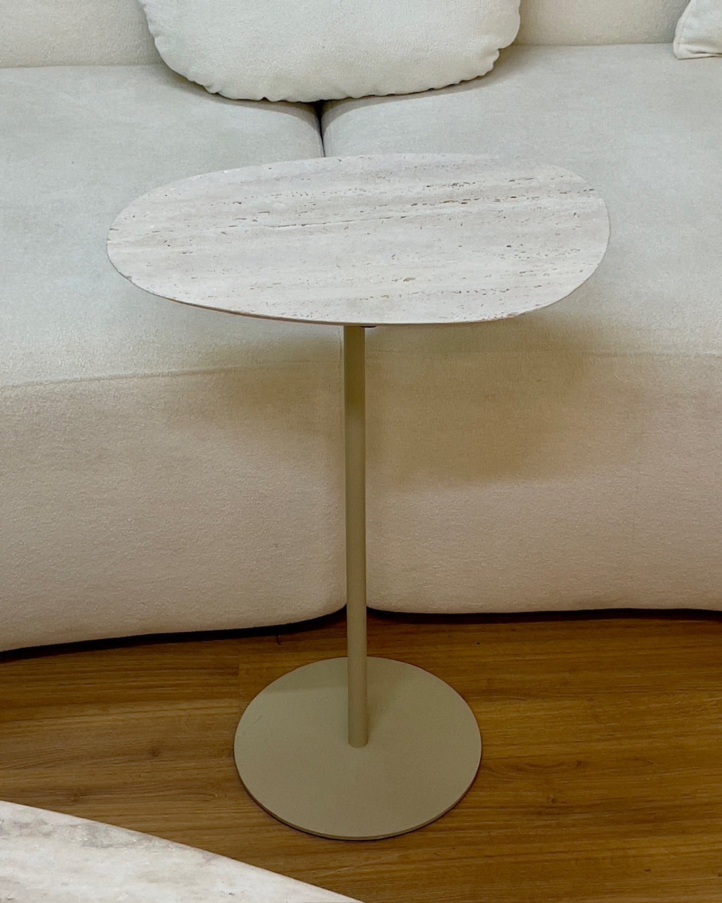 Mesa Tulipa Slim Mármore Travertino Romano