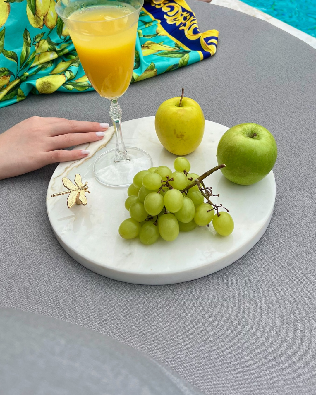 Bandeja Mesa Posta Mármore Calacatta Premium Pegador Libélula