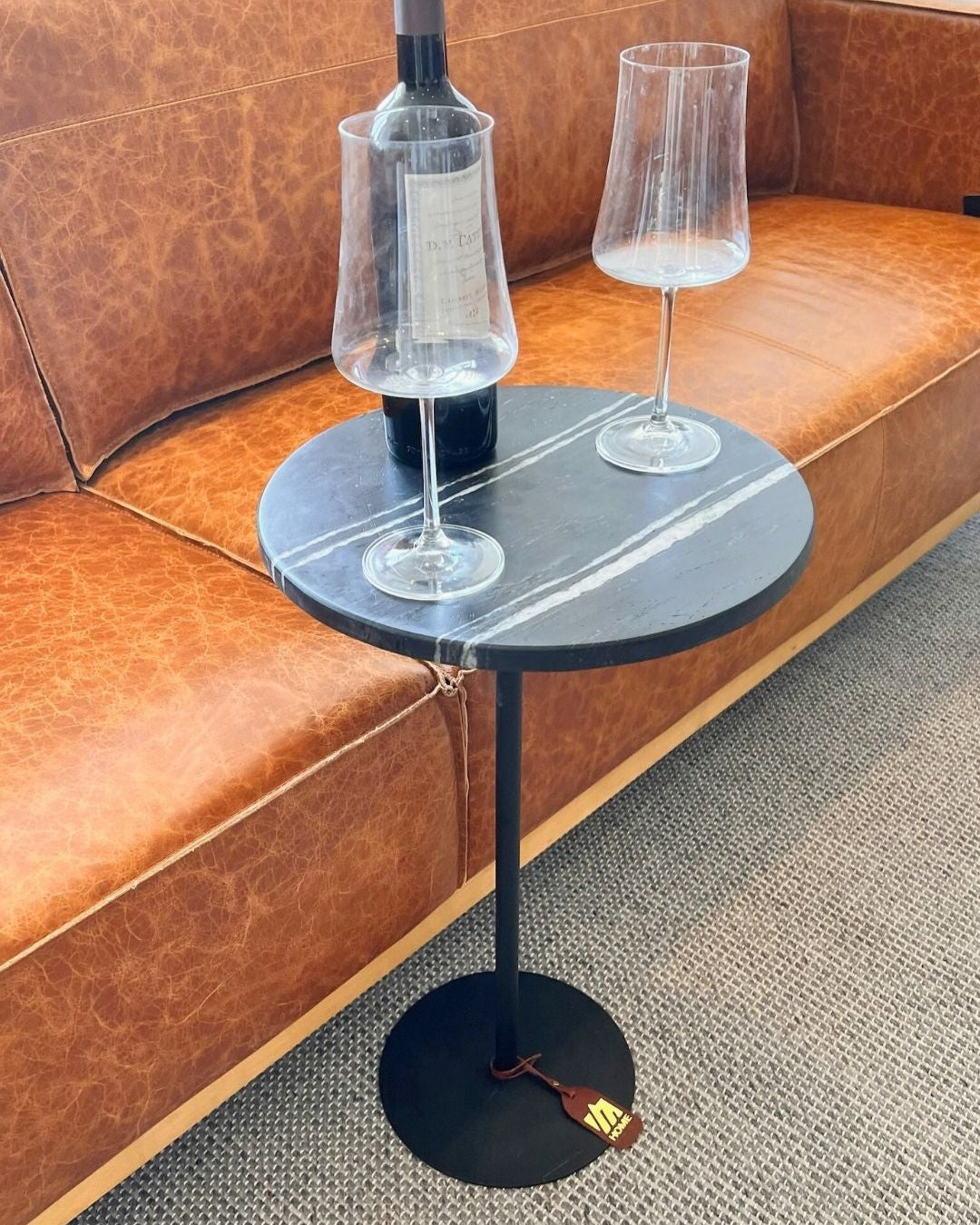 Mesa Zera Mármore Nero Striatto