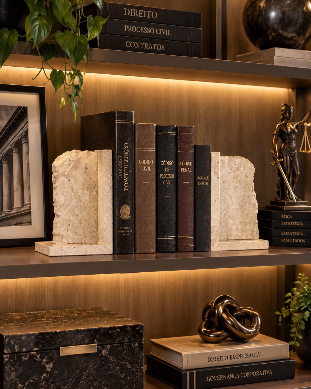 Suporte de Livros Essenza – Travertino Romano