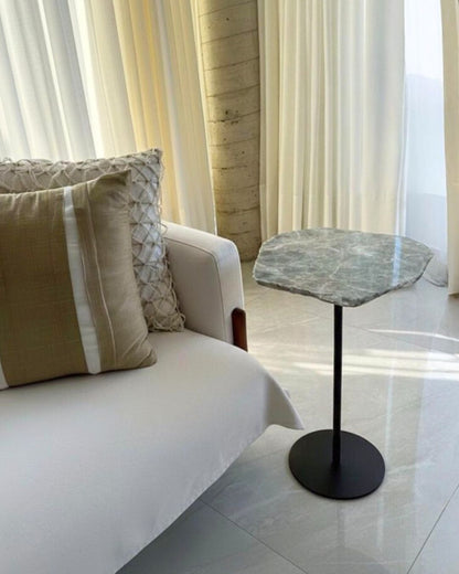 Mesa Orgânica Zera Quartzito Verde Esmeralda