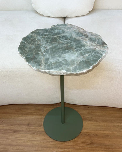 Mesa Orgânica Zera Quartzito Verde Esmeralda