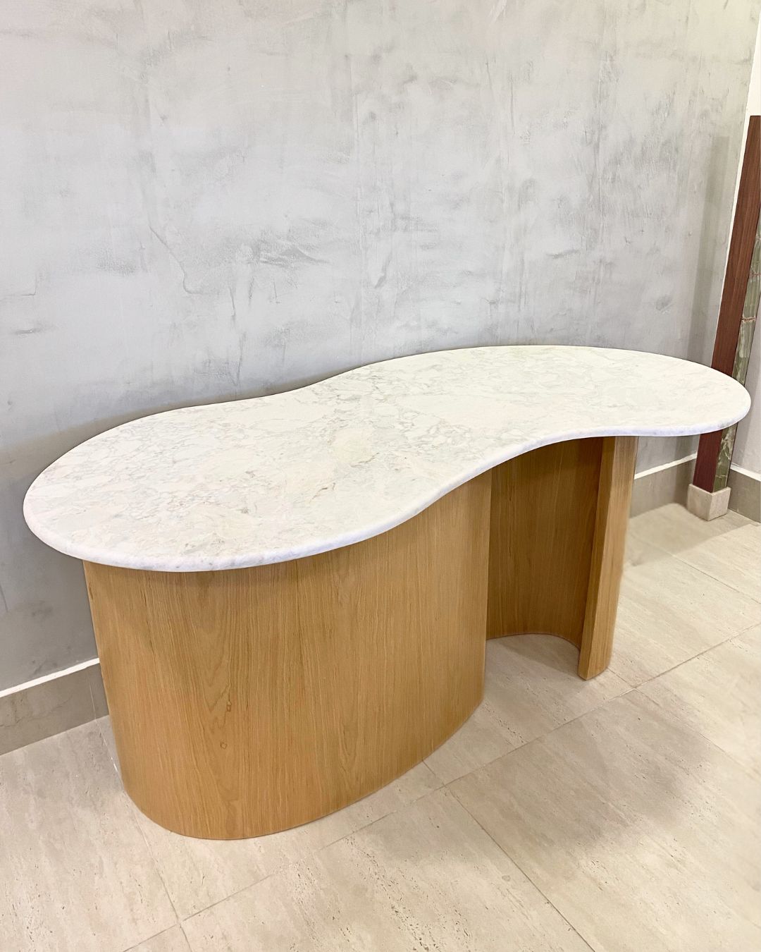 Aparador em Mármore Calacatta Premium