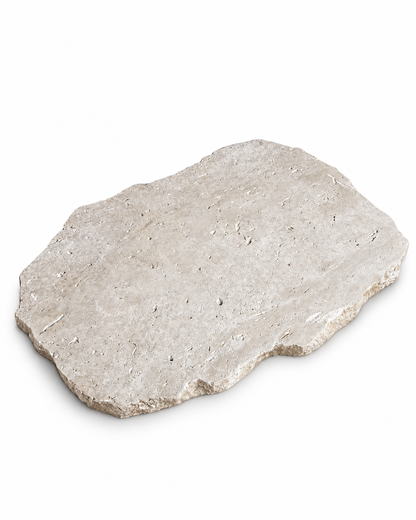 Bandeja Orgânica em Travertino Romano Natural – 38×26cm