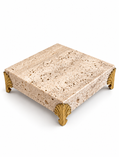 Porta-Vela em Travertino Romano com Pés Dourados — 10×10cm