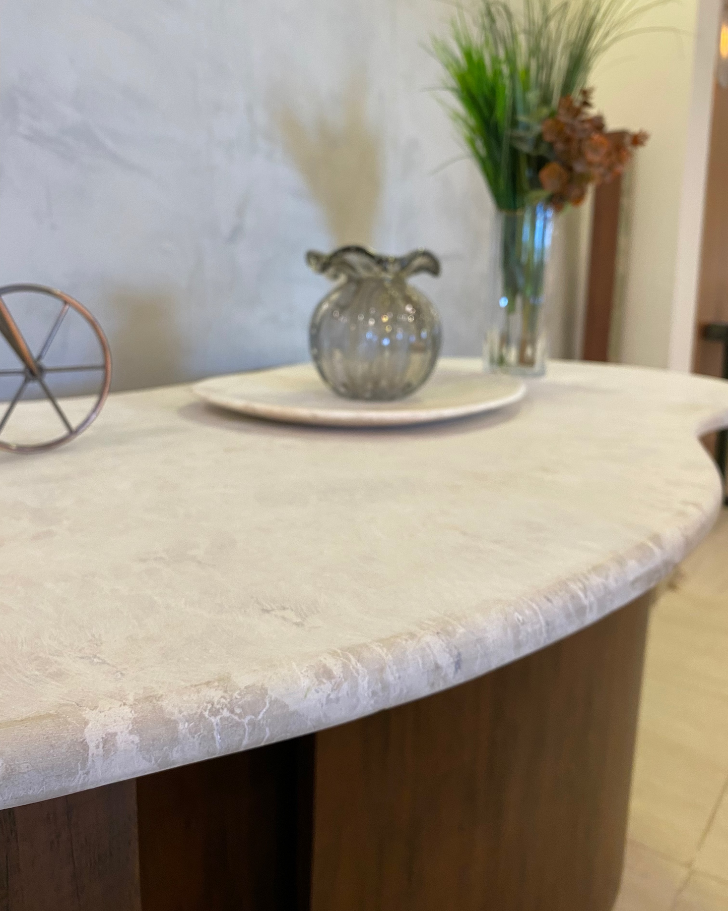 Aparador Moca em Mármore Calacatta Premium