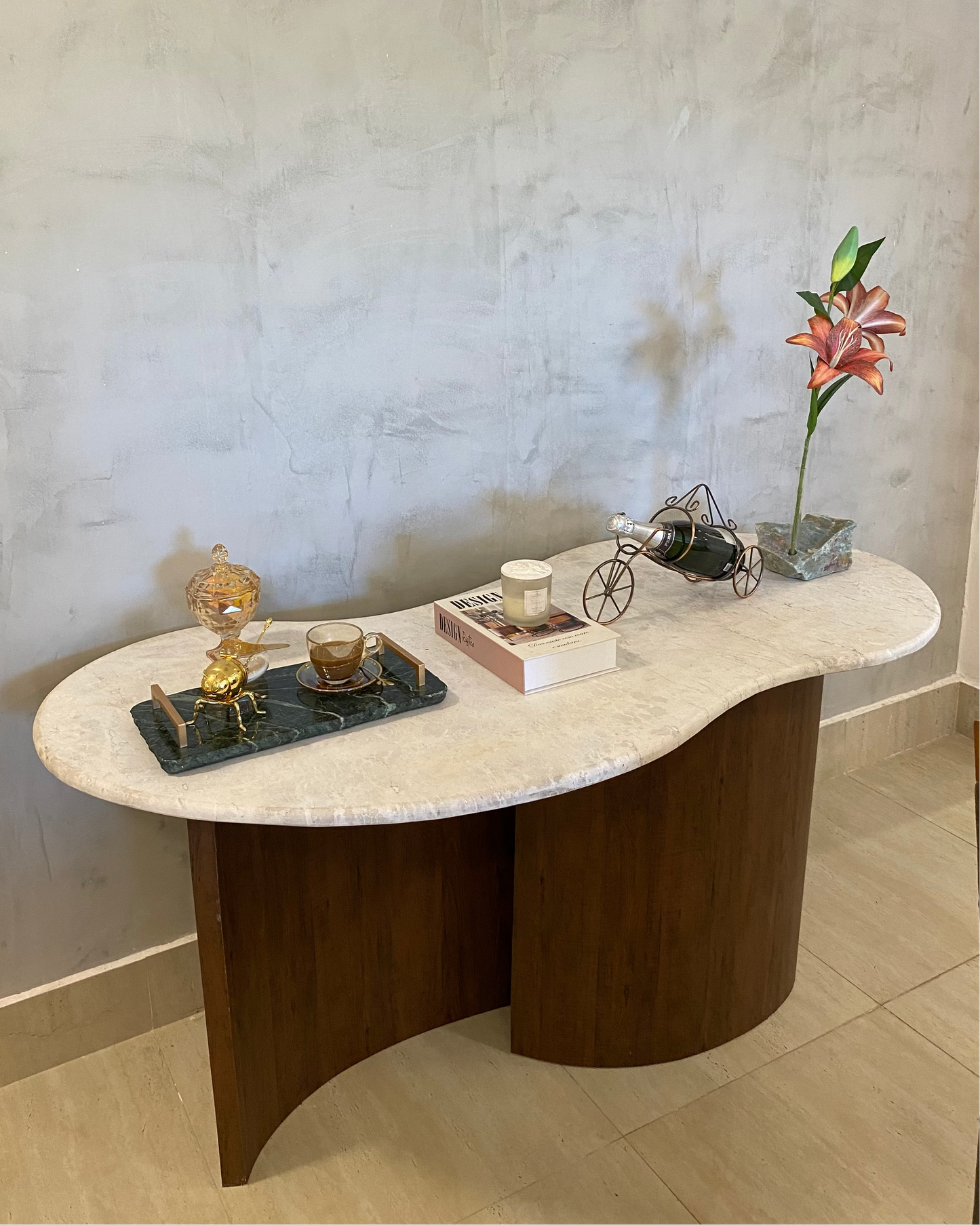 Aparador Moca em Mármore Calacatta Premium