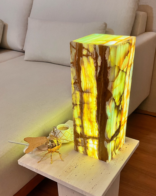 Mesa Luminária Ônix Paquistanês e Mármore Travertino Romano