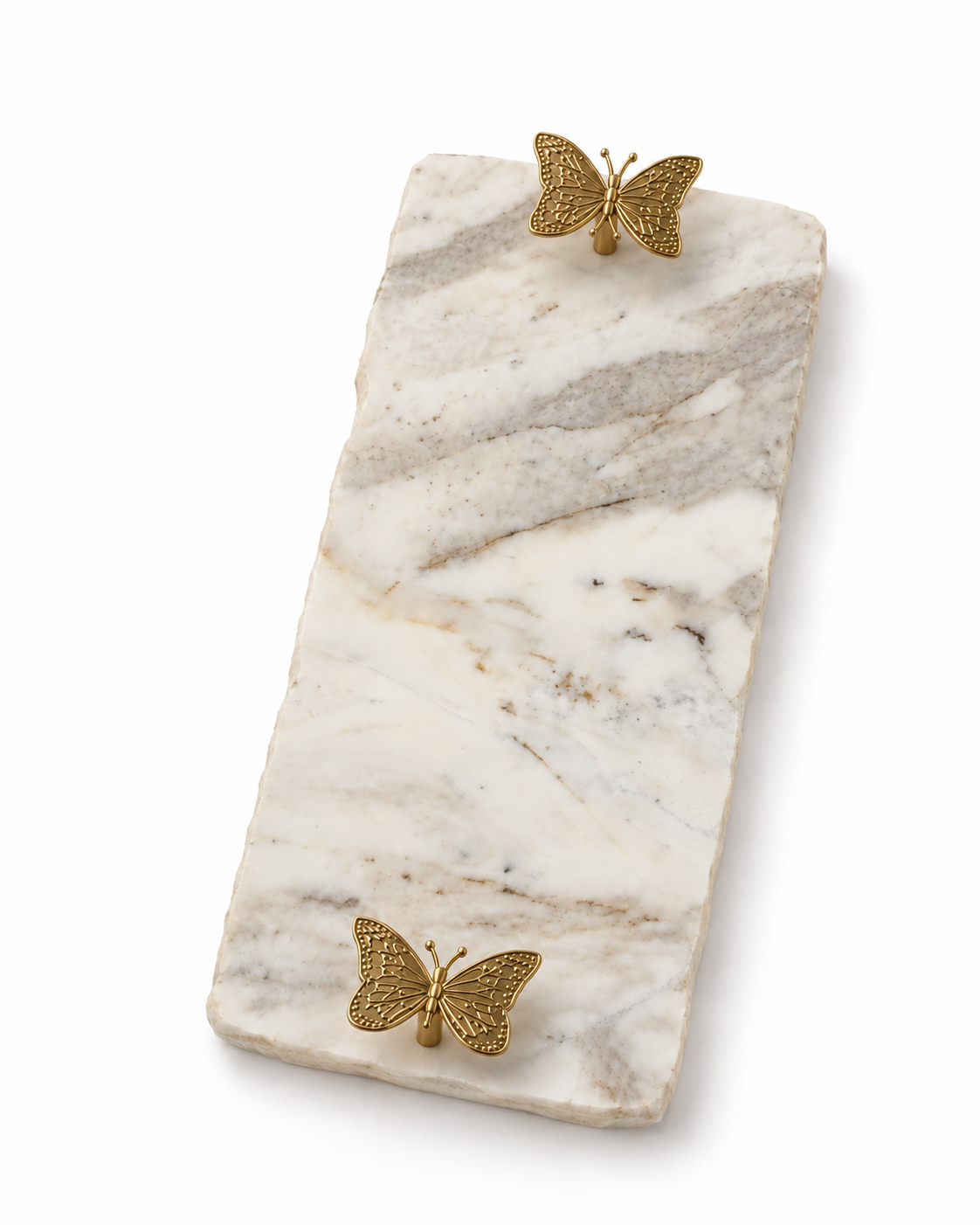 Bandeja em Mármore Calacatta Premium 30 × 15 cm com pegadores de borboleta dourados, fundo branco